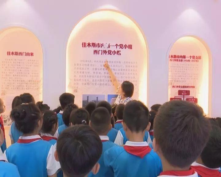 明星收入真的有有网上说那么高吗？游戏画面